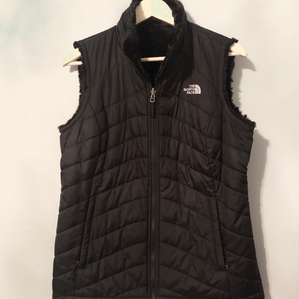 Women’s North Face vest